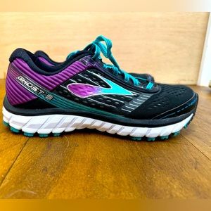Brooks Ghost 10 Women’s Running Shoe